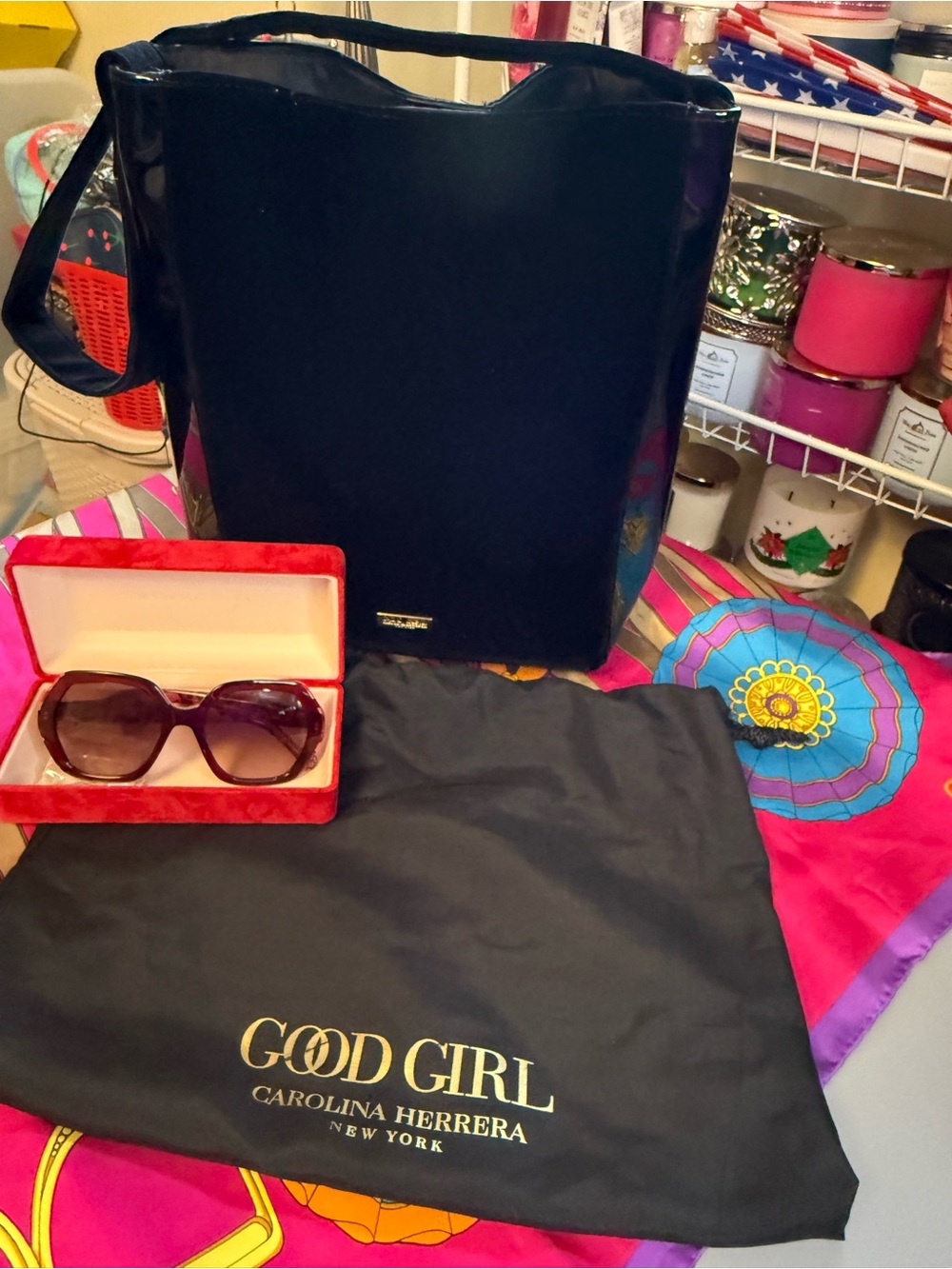 Carolina Herrera AuthenticDesigner  Bundle – Velvet Tote, Sunglasses, Case & Dus - Picture 2 of 12